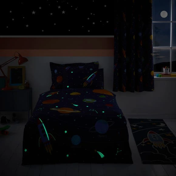 Dunelm Space Glow in the Dark Duvet Cover and Pillowcase Set Duvet Cover Sets, Navy (Blue), Patterned 4 Dunelm Space Glow in the Dark Duvet Cover and Pillowcase Set Duvet Cover Sets, Navy (Blue), Patterned - Image 4