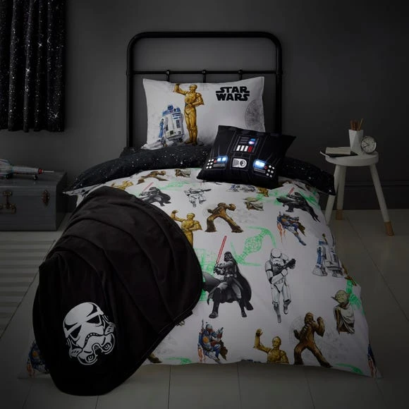 Disney Star Wars Glow in the Dark Duvet Cover and Pillowcase Set Polycotton, Duvet Cover Sets, Reversible 4 Disney Star Wars Glow in the Dark Duvet Cover and Pillowcase Set Polycotton, Duvet Cover Sets, Reversible - Image 4
