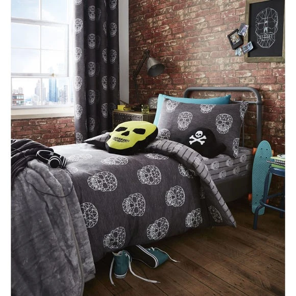 Catherine Lansfield Skulls Grey Single Duvet Cover and Pillowcase Set Polycotton, Patterned, Reversible 3 Catherine Lansfield Skulls Grey Single Duvet Cover and Pillowcase Set Polycotton, Patterned, Reversible - Image 3