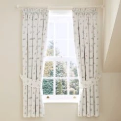 Disney Winnie the Pooh Blackout Pencil Pleat Kids Curtains Patterned, Pencil Pleat Curtains, Cream -All Kids And Nursery Sales 2024 1000140151 alt01