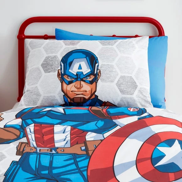 Disney Marvel Captain America Reversible Duvet Cover and Pillowcase Set Polycotton, Duvet Cover Sets, Patterned 4 Disney Marvel Captain America Reversible Duvet Cover and Pillowcase Set Polycotton, Duvet Cover Sets, Patterned - Image 4