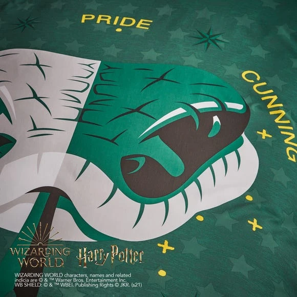 Harry Potter Slytherin House Reversible Duvet Cover and Pillowcase Set Patterned, Dark Green, Polycotton 4 Harry Potter Slytherin House Reversible Duvet Cover and Pillowcase Set Patterned, Dark Green, Polycotton - Image 4