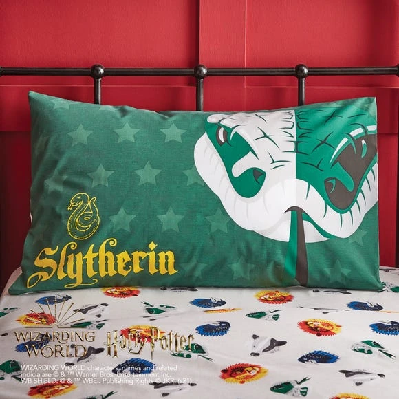 Harry Potter Slytherin House Reversible Duvet Cover and Pillowcase Set Patterned, Dark Green, Polycotton 5 Harry Potter Slytherin House Reversible Duvet Cover and Pillowcase Set Patterned, Dark Green, Polycotton - Image 5