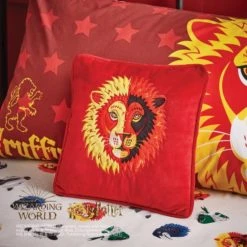Harry Potter Gryffindor Cushion Kids Cushion, Polyester, Embroidered