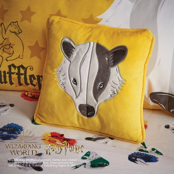 Harry Potter Hufflepuff Cushion Embroidered, Polyester, Kids Cushion 1 Harry Potter Hufflepuff Cushion Embroidered, Polyester, Kids Cushion