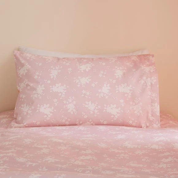 Dunelm Country Patchwork 100% Cotton Twin Duvet Cover and Pillowcase Set Floral, Reversible, MultiColoured 6 Dunelm Country Patchwork 100% Cotton Twin Duvet Cover and Pillowcase Set Floral, Reversible, MultiColoured - Image 6