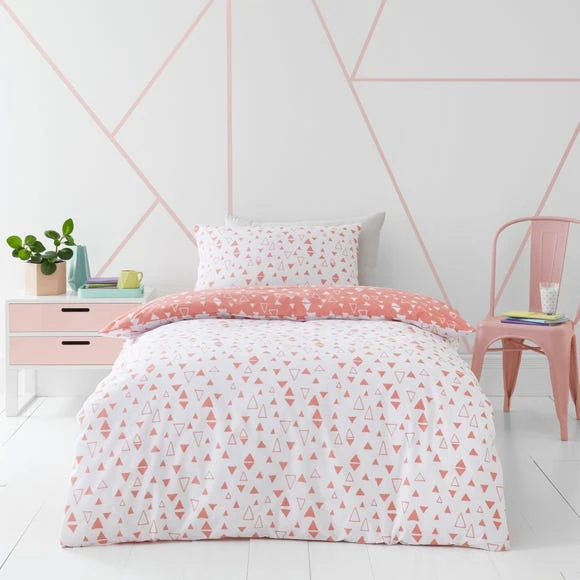 Dunelm Triangle Duvet Cover and Pillowcase Set Polycotton, Coral, Reversible 2 Dunelm Triangle Duvet Cover and Pillowcase Set Polycotton, Coral, Reversible - Image 2