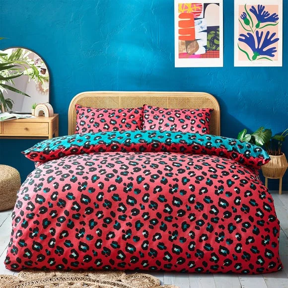 Style Lab Leopard Teal and Coral Duvet Cover and Pillowcase Set Duvet Cover Sets, Reversible, Teal (Green) 1 Style Lab Leopard Teal and Coral Duvet Cover and Pillowcase Set Duvet Cover Sets, Reversible, Teal (Green)